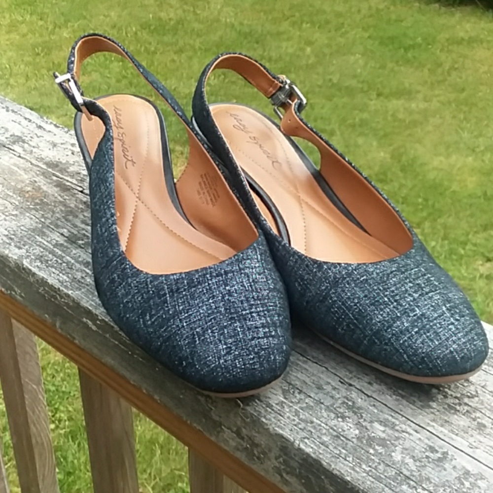 {NWOT} Easy Spirit | Sling Back Wedges